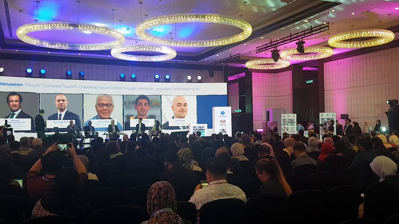 تقویت همکاریهای گردشگری ایران و مالزی