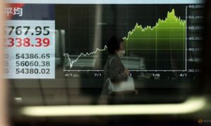 عقب‌نشینی بازارهای آسیایی از رکوردهای تاریخی و رشد قیمت نفت