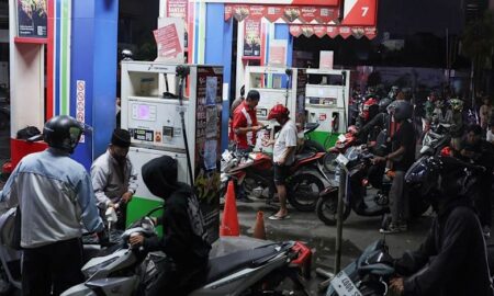 توافق روسیه و اندونزی برای تأمین ۱۵۰ میلیون بشکه نفت