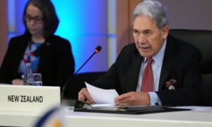 تنش دیپلماتیک میان نیوزیلند و چین در پی اظهارات وزیر خارجه نیوزیلند