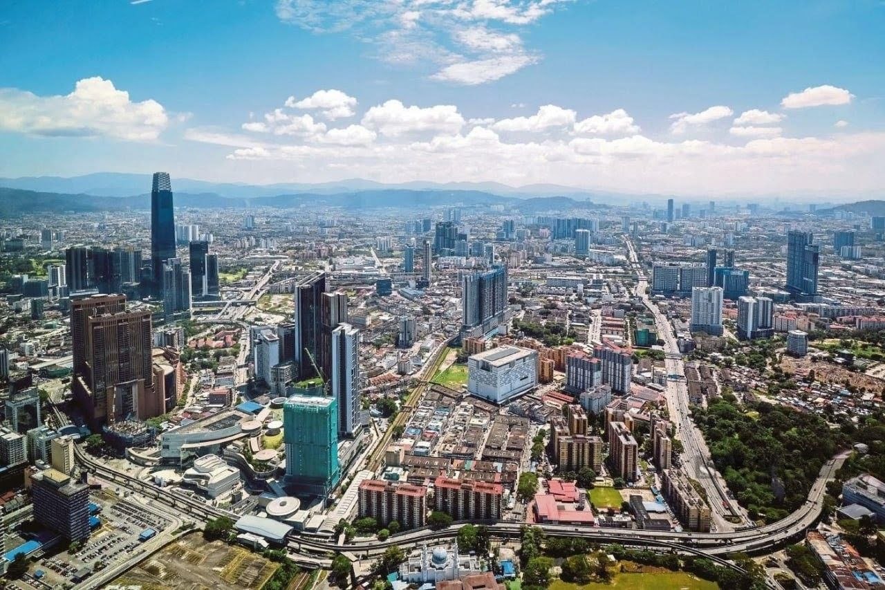 تعداد شرکت‌های مالزیایی حاضر در فهرست «برترین شرکت‌های زیر یک میلیارد دلار آسیا» فوربس آسیا در سال ۲۰۲۶ بیش از دو برابر شد و ۱۹ شرکت از این کشور در میان ۲۰۰ شرکت برتر منطقه قرار گرفتند.