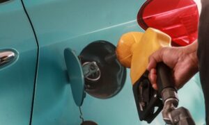 افزایش قیمت بنزین و گازوئیل بدون یارانه در مالزی