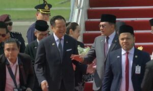 نخست‌وزیر تایلند وارد مالزی شد